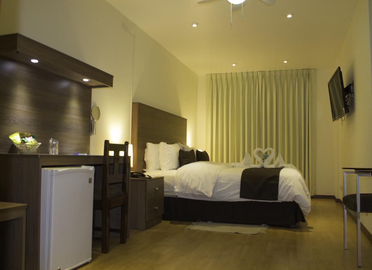 Hotel Brilia Chimbote Kamer foto